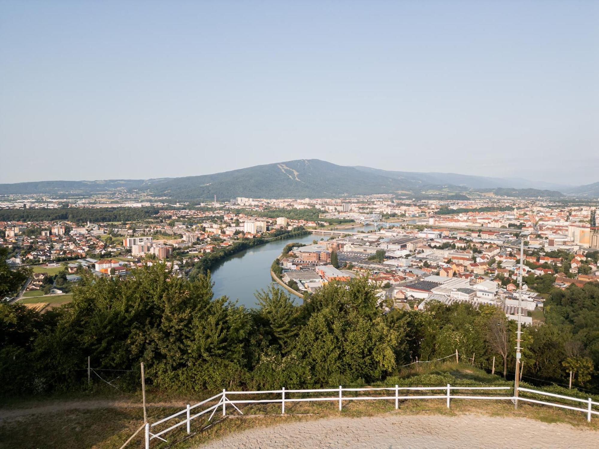 Hotel Frost Maribor Kültér fotó
