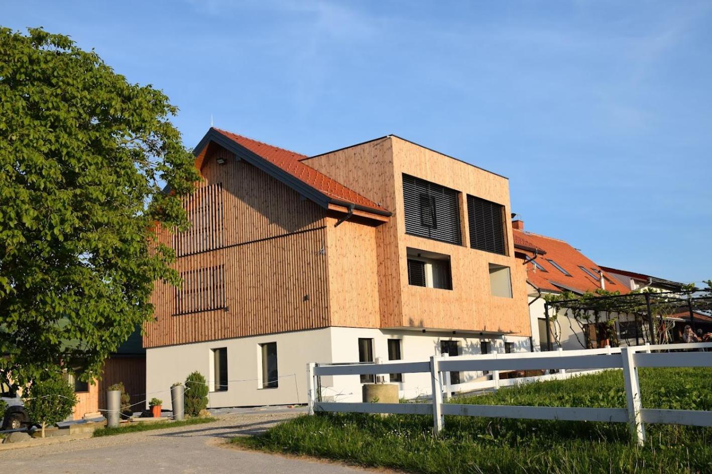 Hotel Frost Maribor Kültér fotó